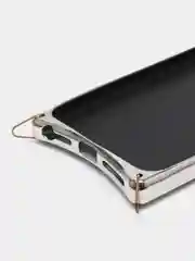 Светло-коричневый чехол с цепочкой iPhone 6 / 7 / 8 / Se 2020 / 6 Plus / 7 Plus / 8 Plus стразы, жемчуг