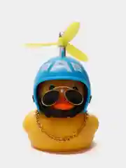 Светло-синий игрушка "Утка" в машину