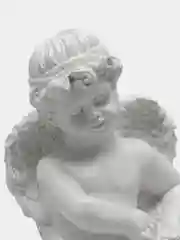 Кремовый статуэтки