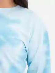 Небесно-голубой свитшот женский Casual Collection