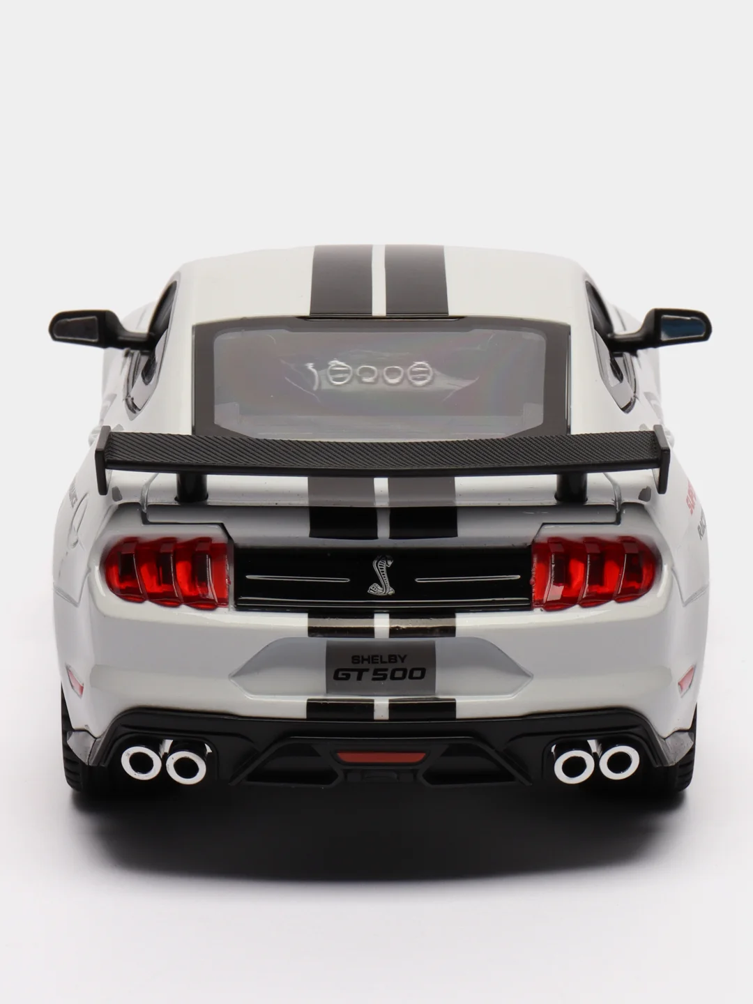 Белый металлическая машинка Ford Mustang Shelby GT500 2406B, 1:24