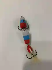 Белый рыболовная приманка "Мандула"