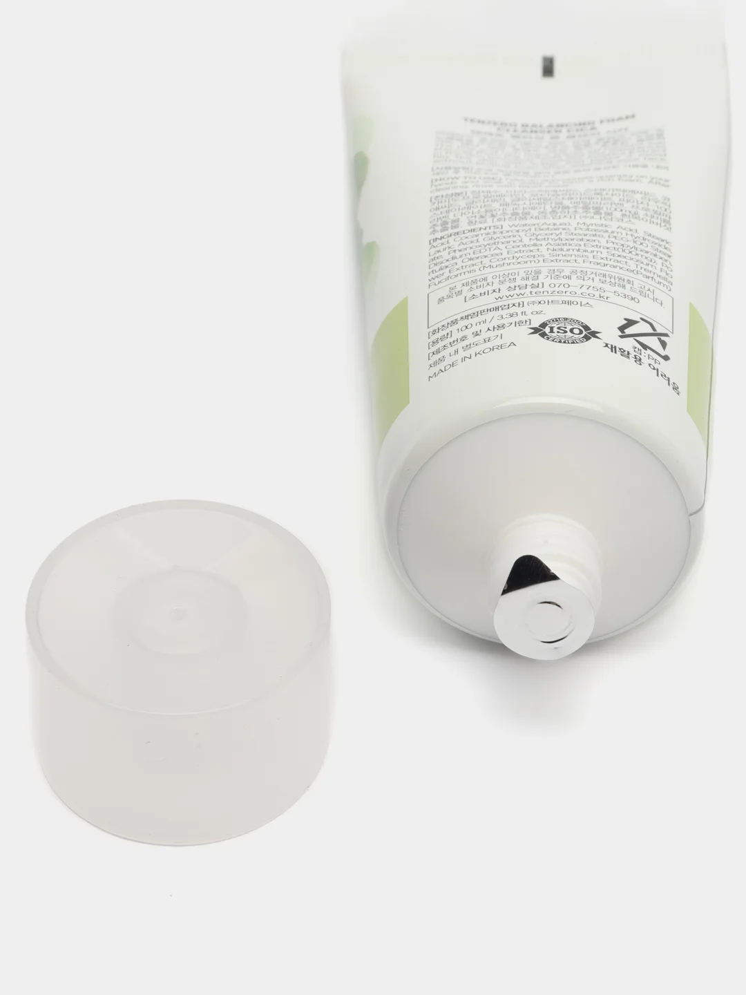 Зеленый пенка для умывания лица Tenzero Balancing Foam Cleanser