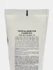 Зеленый пенка для умывания лица Tenzero Balancing Foam Cleanser