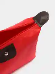 Красный пенал косметичка