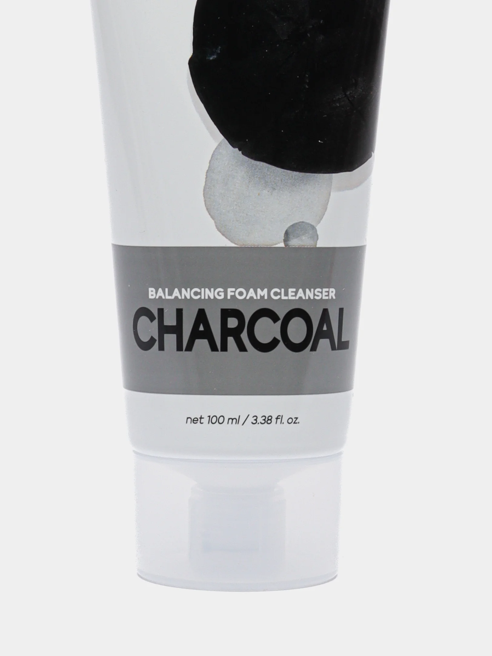 Черный пенка для умывания лица Tenzero Balancing Foam Cleanser