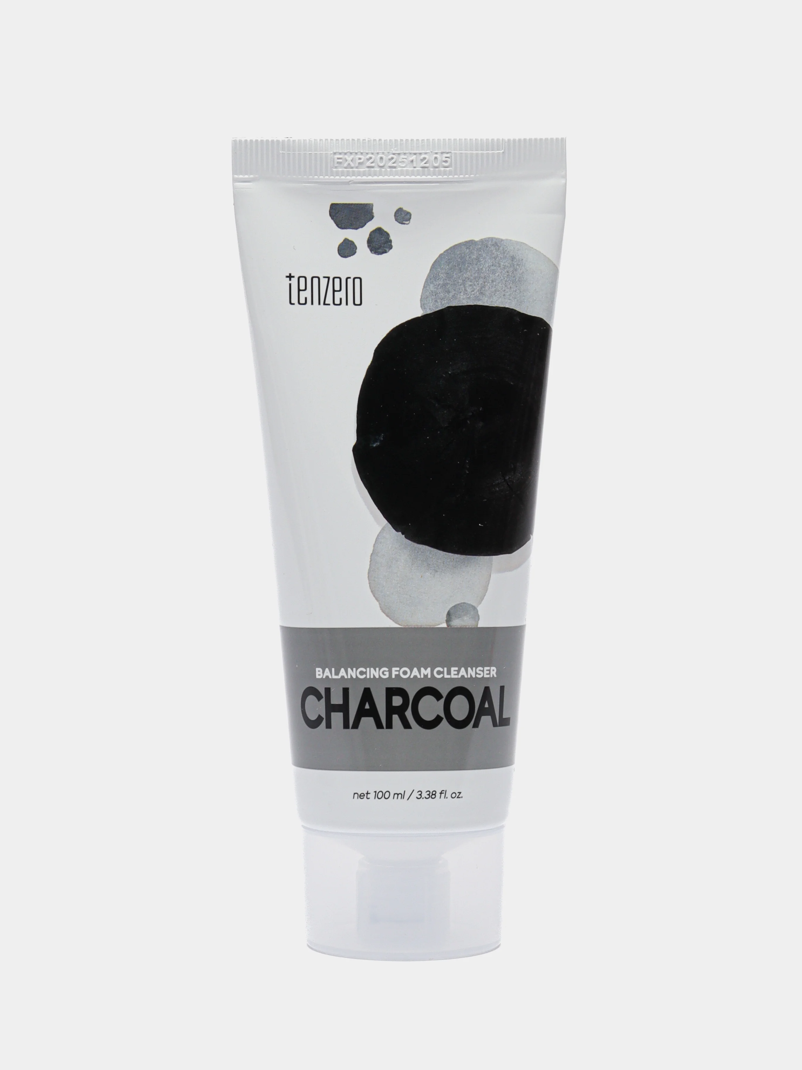 Черный пенка для умывания лица Tenzero Balancing Foam Cleanser