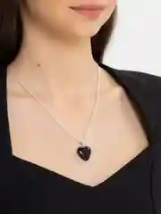 Черный подвеска с камнем "Сердце"