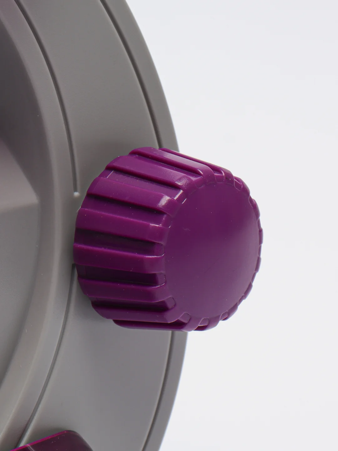 Микроскоп Levenhuk LabZZ M101 AmethystАметист Микроскоп для школьника с набором для опытов