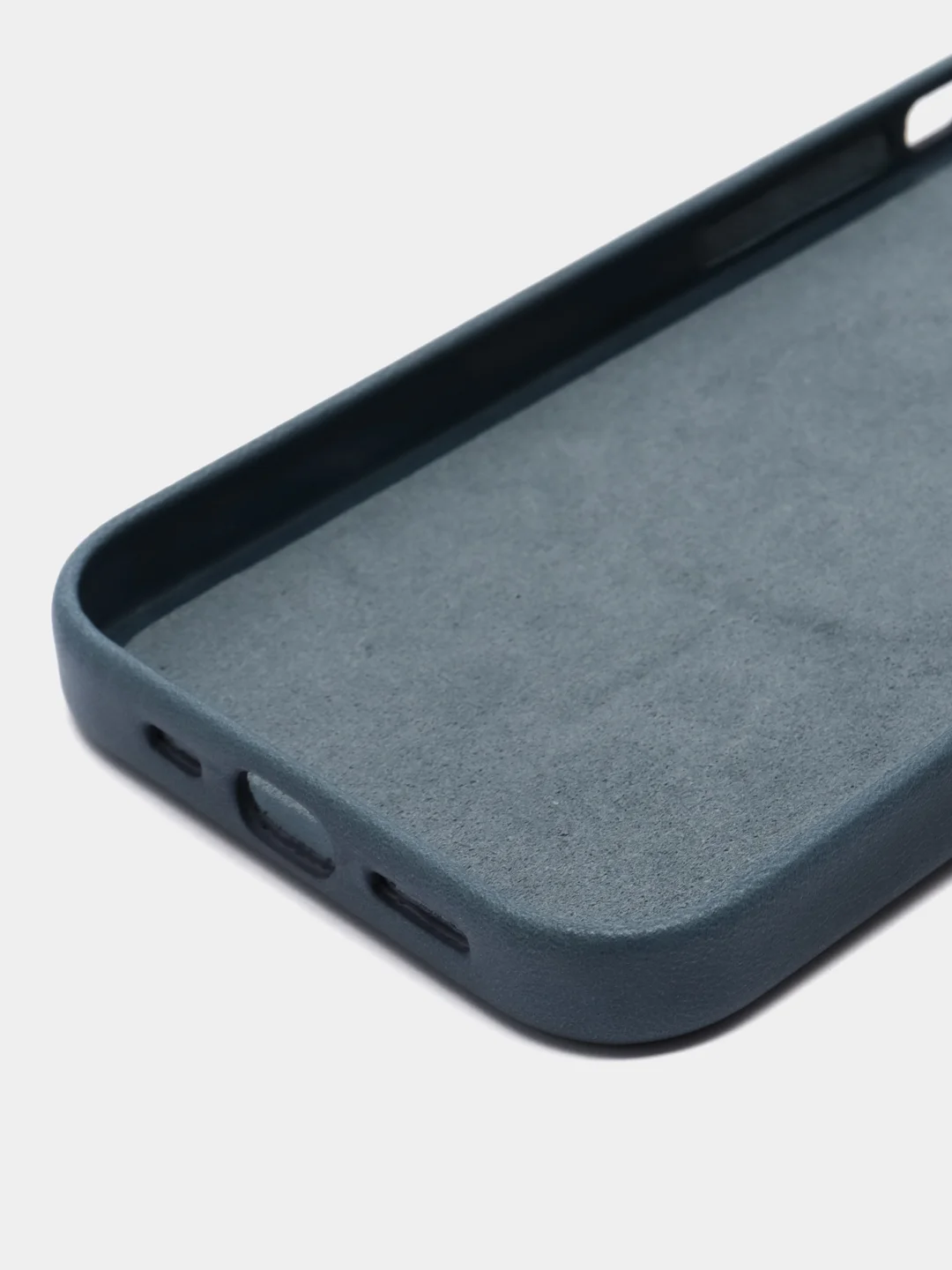 Синий чехол MagSafe для Apple iPhone 14 кожаный BROSCORP из натуральной кожи с защитой камер