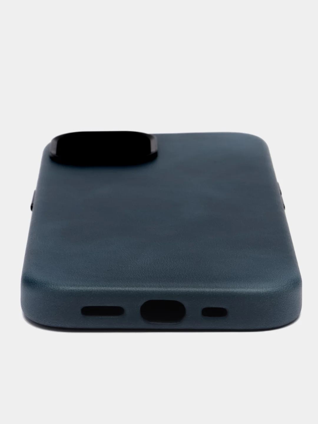 Синий чехол MagSafe для Apple iPhone 14 кожаный BROSCORP из натуральной кожи с защитой камер