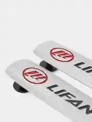 Комплект шильдиков металлических с эмблемой авто "LIFAN" и  4 винтовыми креплениями (Пара)