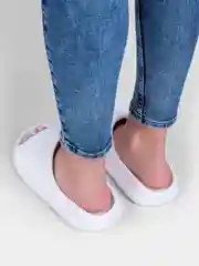 Белый сланцы женские, на высокой подошве
