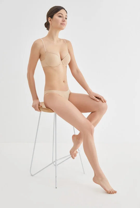 Бежевый бюстгальтер женский Infinity Lingerie Push-up с формованными чашками, на косточках