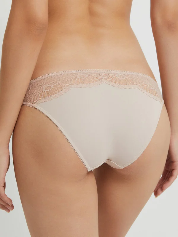 Трусы женские Infinity Lingerie классические, из эластичного полотна с кружевом