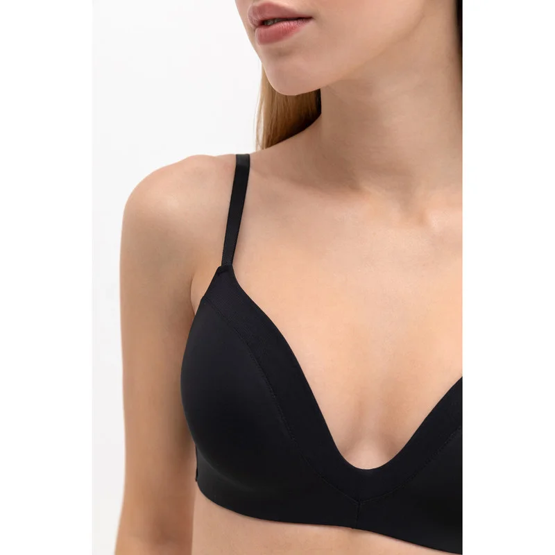 Бежевый бюстгальтер женский Infinity Lingerie с формованой чашкой, V-образный вырез