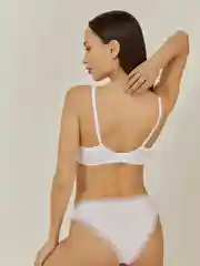 Белый бюстгальтер женский Infinity Lingerie с мягкой чашкой на косточках