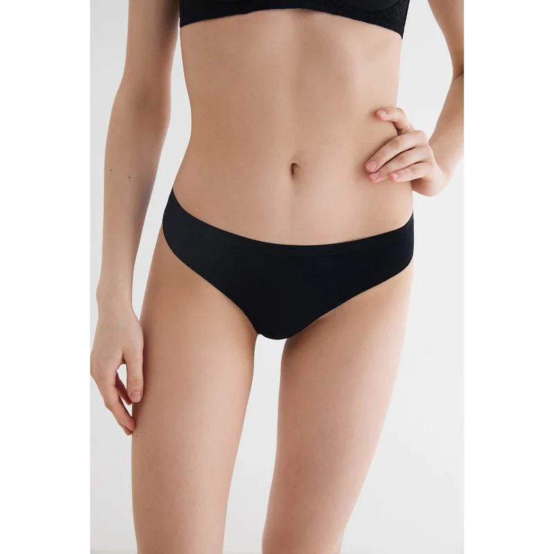 Черный трусы-стринги женские Infinity Lingerie хлопковые, 3 шт