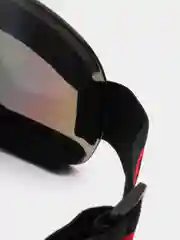 Золотой маска горнолыжная