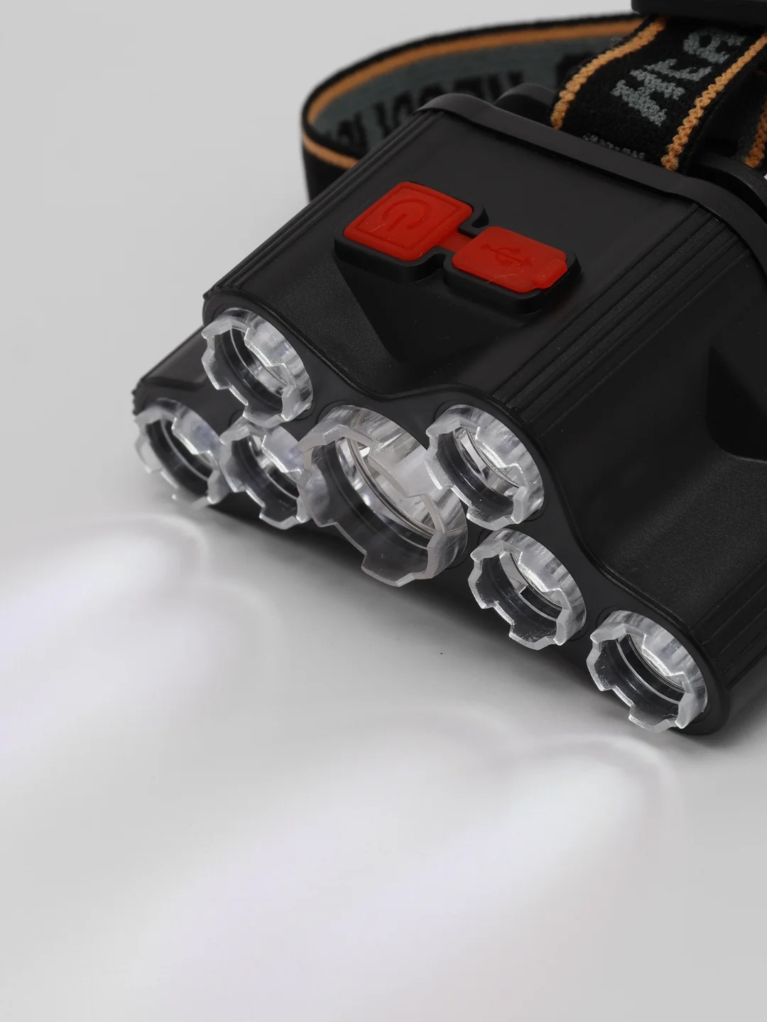 Черный фонарь налобный аккумуляторный F-T26