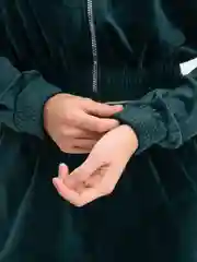 Бронзовый костюм спортивный, велюровый, бархатный: брюки палаццо, кофта на замке, с капюшоном