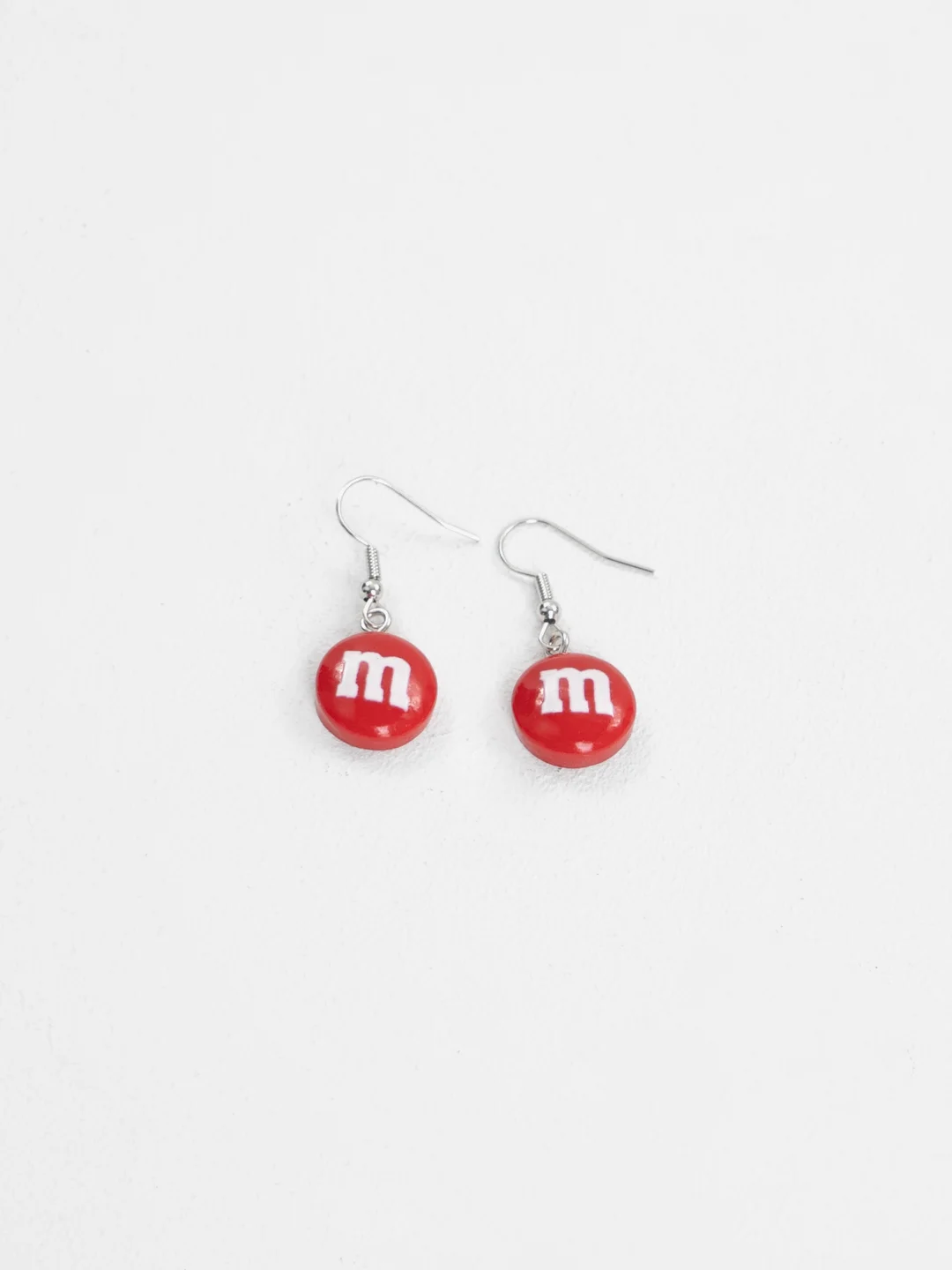 Красный серьги M&M's, пара
