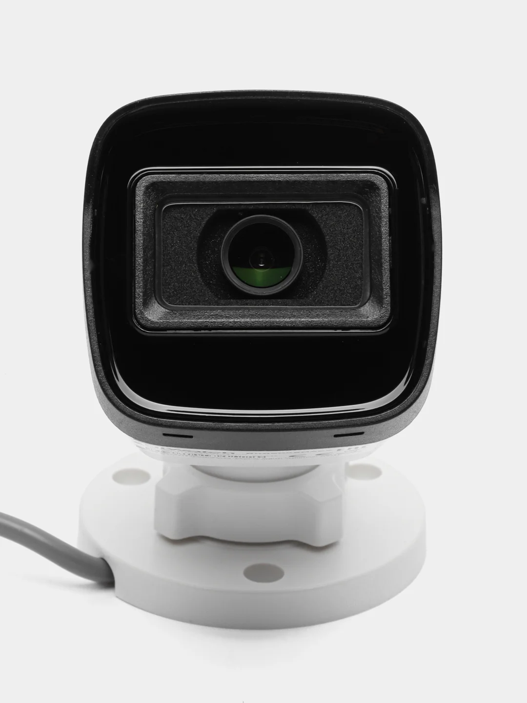 HDC-B020 (B) Уличная цилиндрическая HD-TVI видеокамера HiWatch 2Мп с ИК-подсветкой 20 м