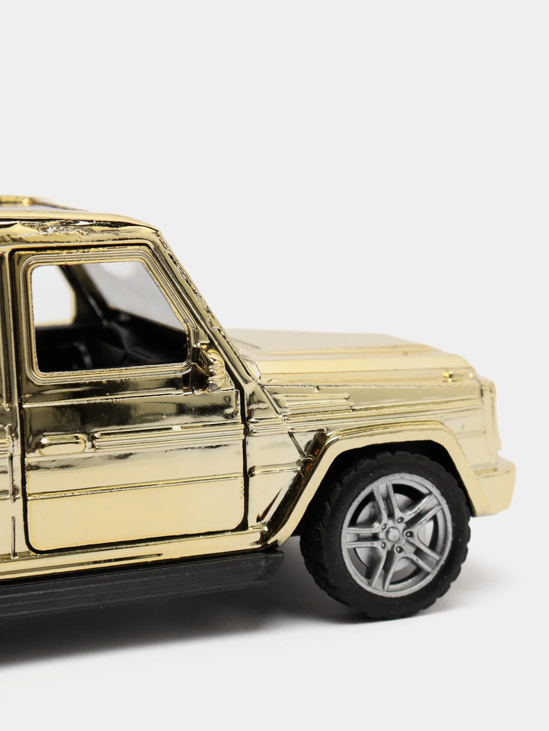 Металлическая машинка модель Mercedes-Benz G63 Гелендваген