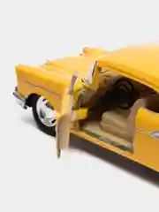 Желтый металлическая машинка 1957 Chevrolet Bel Air KT5313D