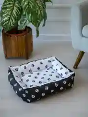 Фиолетовый лежак для кошек и собак мелких пород