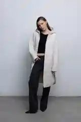 Бежевый куртка женская INCITY утепленная, стеганая, с капюшоном