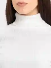 Белый водолазка женская