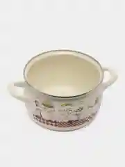 Глубокая кастрюля с металлической крышкой