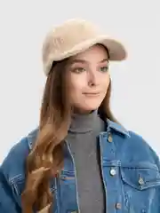 Бежевый меховая кепка, утепленная бейсболка