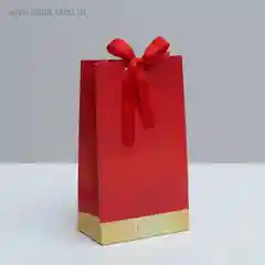 Багровый подарочный набор женский/ для женщин и девушек: гель для душа и шампунь