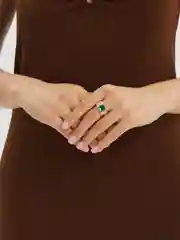 Зеленый кольцо