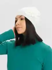 Белый шапка женская