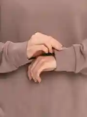 Бежевый женский спортивный костюм