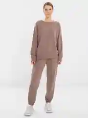 Бежевый женский спортивный костюм