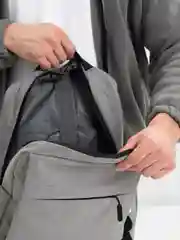 Серый рюкзак для ноутбука с USB