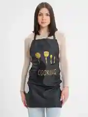 Черный фартук кухонный