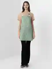 Зеленый фартук кухонный, со вставками для вытирания рук