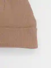Песочный хаки шапка женская