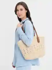 Бежевый женская плетеная сумка