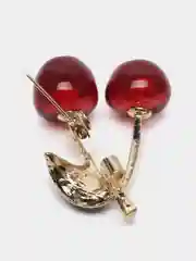 Алый брошь "Вишня"
