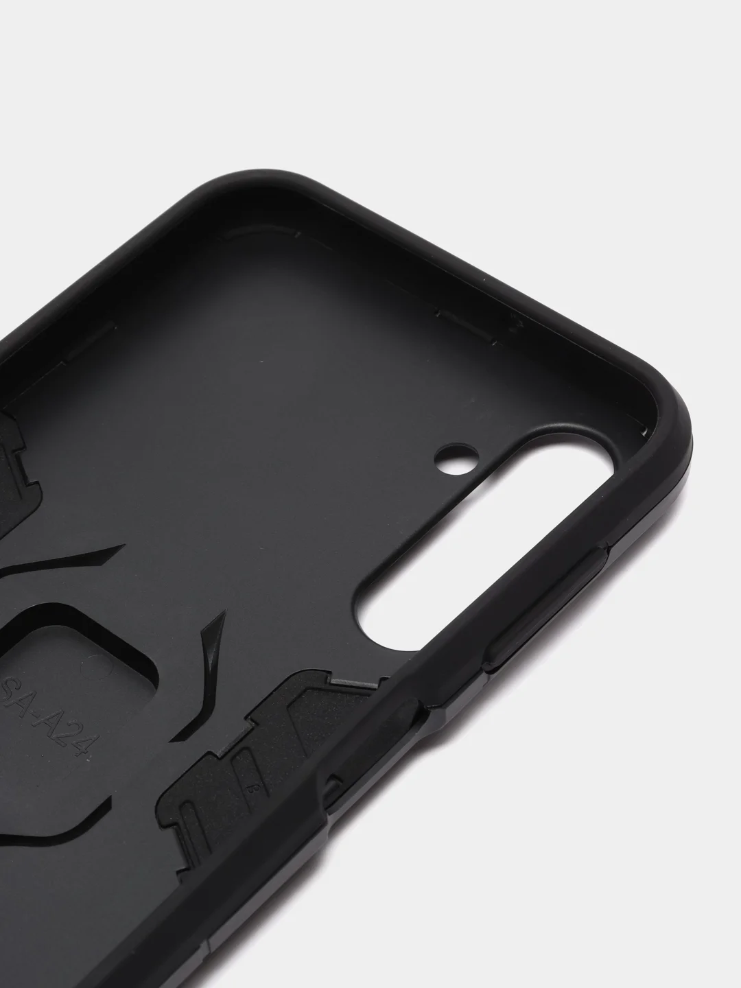 Черный чехол противоударный, с кольцом, на Samsung Galaxy A24 (Самсунг Галакси А24)