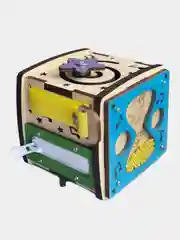 Бизиборд 10 см, NOVA Toys Бизикубик, развивающая деревянная игрушка для детей в дорогу