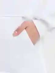 Белый худи женское, с капюшоном и карманом, с принтом