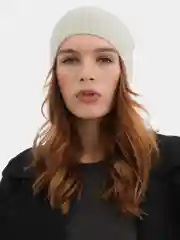 Синий шапка вязаная