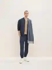 Коричневый пуловер мужской Tom Tailor классический